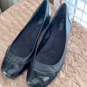 Giani Bernini Black Flat shoes 7M.  A222